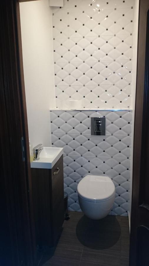 Cute Rooms Near The Centrum Гданск Екстериор снимка